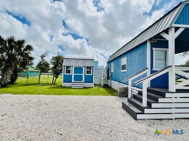 1303 W Adams Avenue, Port O'connor, TX 77982