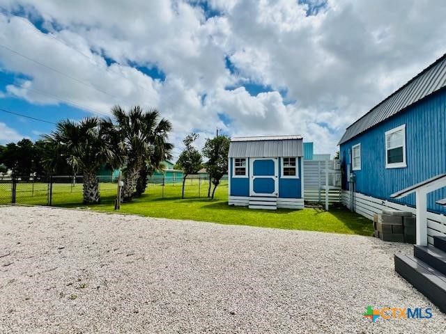 1303 W Adams Avenue, Port O'connor, TX 77982