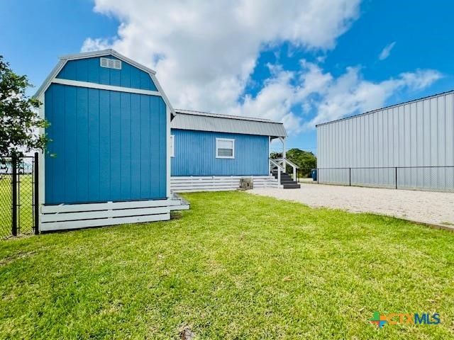 1303 W Adams Avenue, Port O'connor, TX 77982