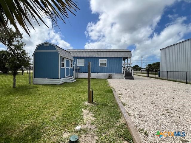 1303 W Adams Avenue, Port O'connor, TX 77982
