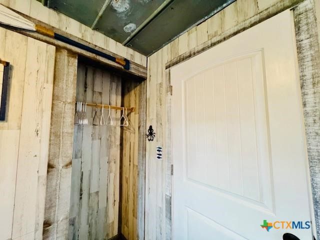 1303 W Adams Avenue, Port O'connor, TX 77982