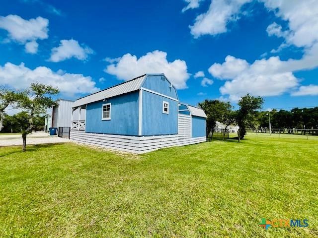 1303 W Adams Avenue, Port O'connor, TX 77982