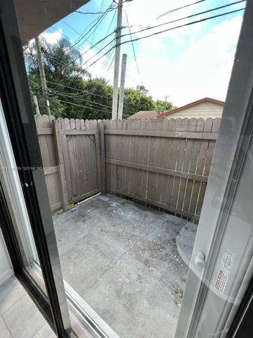 7474 E Plumosa Ln 7482, Lake Worth, FL 33467