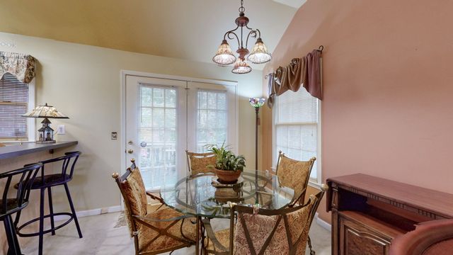 2808 Blackwood Dr, Nashville, TN 37214