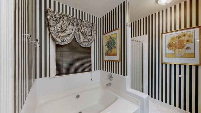 2808 Blackwood Dr, Nashville, TN 37214