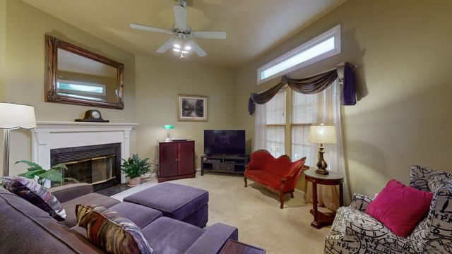 2808 Blackwood Dr, Nashville, TN 37214