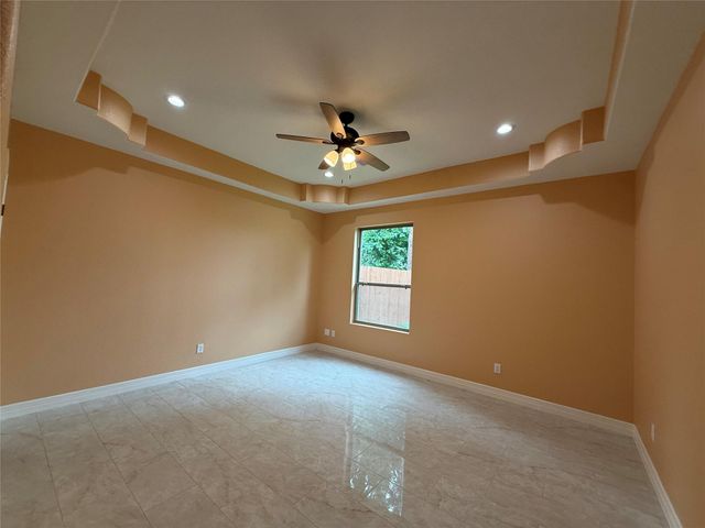 13409 Mcdoyle Road, Houston, TX 77048
