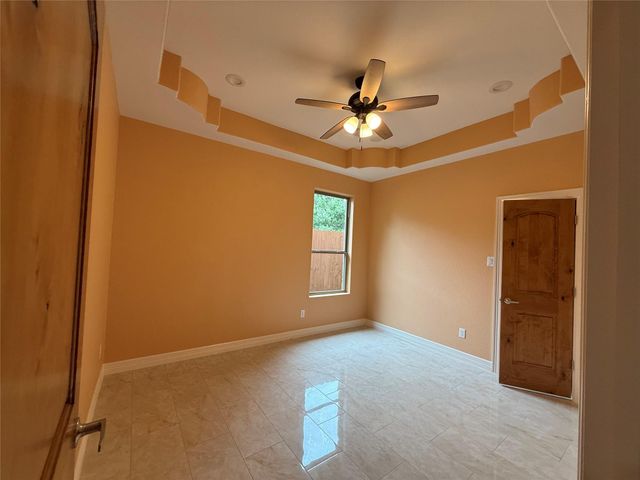 13409 Mcdoyle Road, Houston, TX 77048