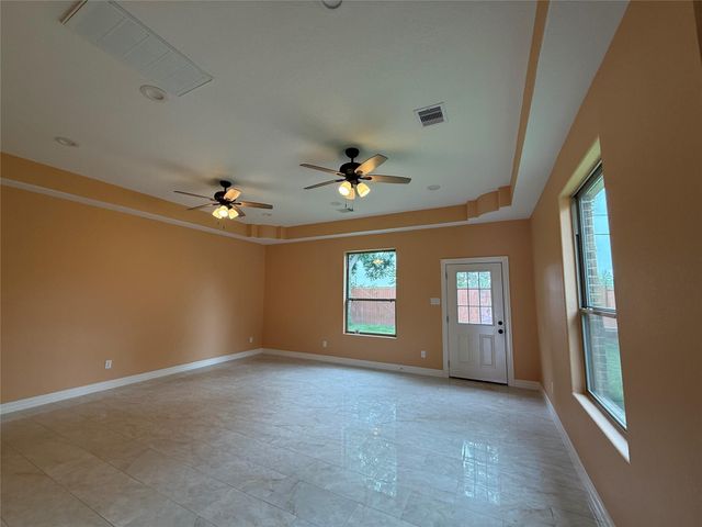 13409 Mcdoyle Road, Houston, TX 77048