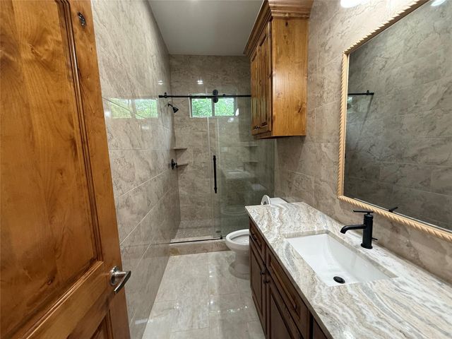 13409 Mcdoyle Road, Houston, TX 77048