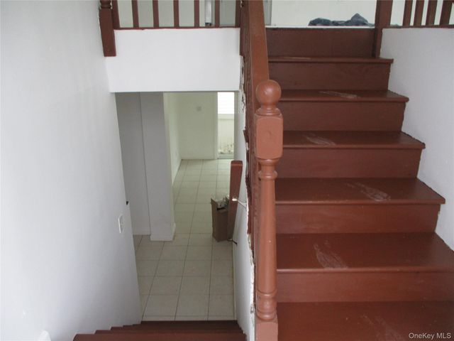 94 Roger Avenue, Inwood, NY 11096