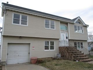 94 Roger Avenue, Inwood, NY 11096