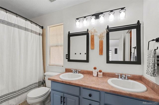 7242 High Street, Longmont, CO 80504