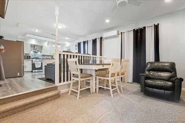 5 Plum Tree Lane, Commack, NY 11725