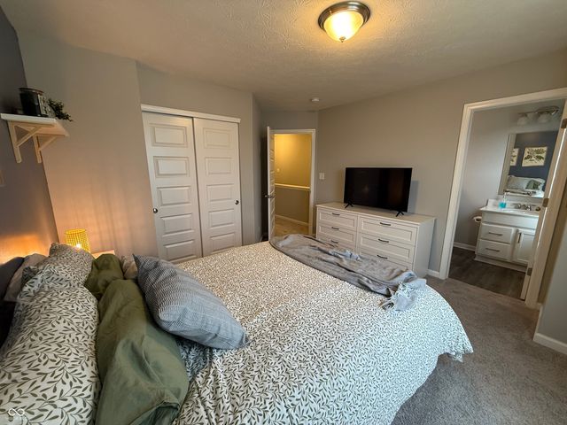 2909 Kirkbride Way, Indianapolis, IN 46222