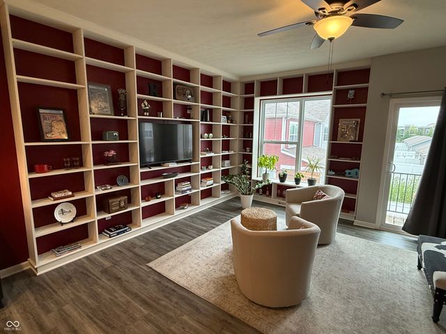 2909 Kirkbride Way, Indianapolis, IN 46222
