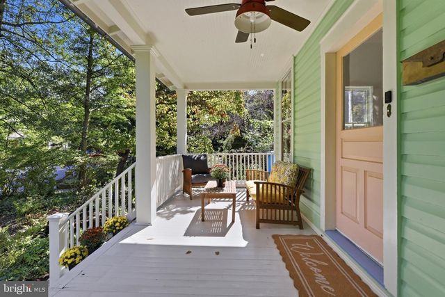 7108 HOLLY AVE, Takoma Park, MD 20912