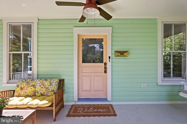 7108 HOLLY AVE, Takoma Park, MD 20912