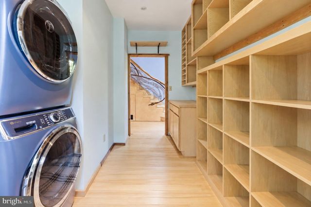 7108 HOLLY AVE, Takoma Park, MD 20912