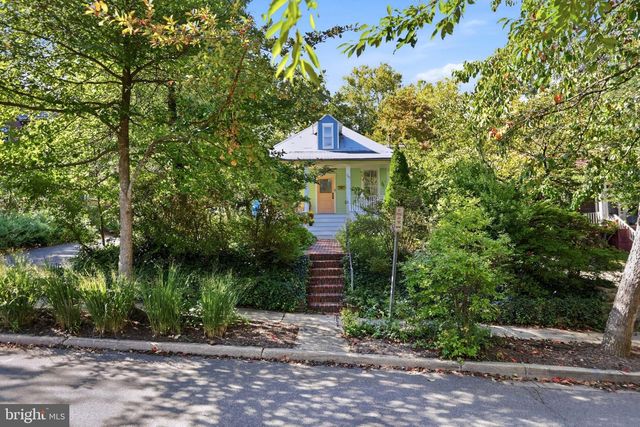 7108 HOLLY AVE, Takoma Park, MD 20912