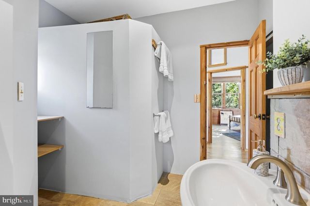 7108 HOLLY AVE, Takoma Park, MD 20912