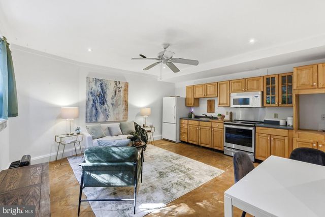 7108 HOLLY AVE, Takoma Park, MD 20912