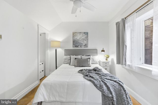 7108 HOLLY AVE, Takoma Park, MD 20912