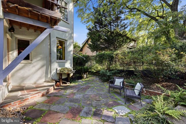 7108 HOLLY AVE, Takoma Park, MD 20912