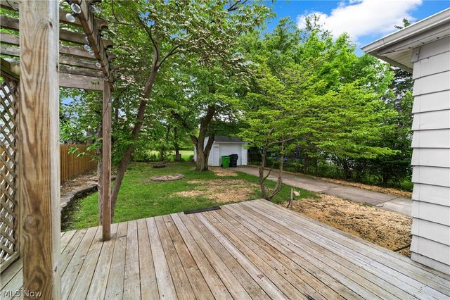 1409 Mayfield Ridge Road, Mayfield Heights, OH 44124