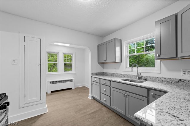 1409 Mayfield Ridge Road, Mayfield Heights, OH 44124