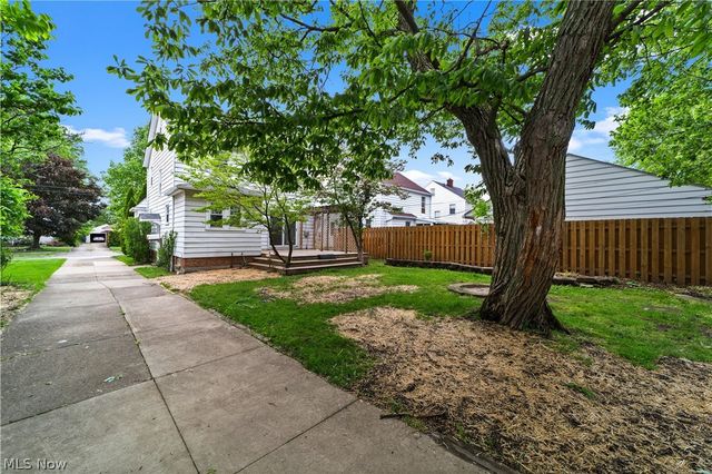 1409 Mayfield Ridge Road, Mayfield Heights, OH 44124