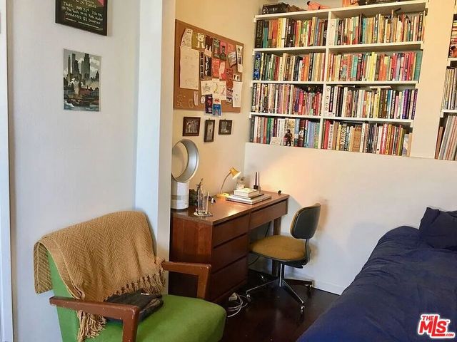 834 Laguna Avenue, Los Angeles, CA 90026