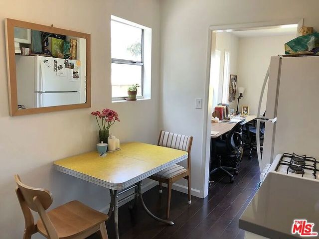 834 Laguna Avenue, Los Angeles, CA 90026