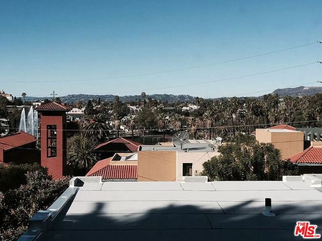 834 Laguna Avenue, Los Angeles, CA 90026