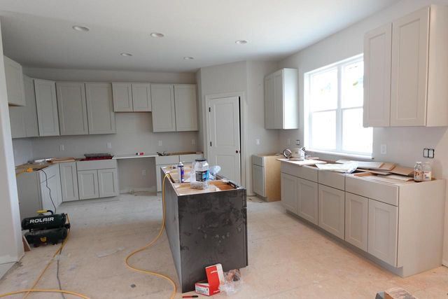 N74W24747 Lauren DRIVE, Sussex, WI 53089