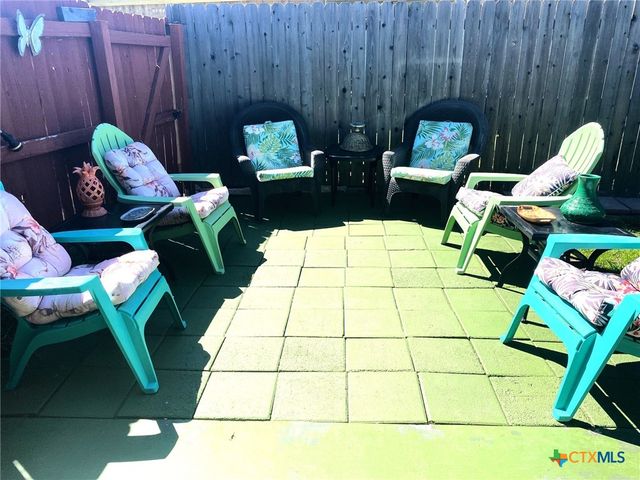 1004 Leah Drive B, Troy, TX 76579