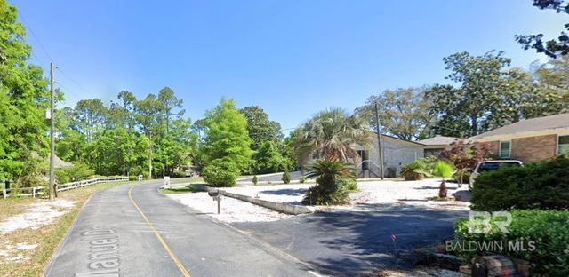 2734 Manuel Drive, Lillian, AL 36549