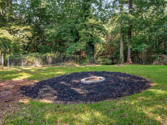 1999 Hampton Locust Grove Road, Locust Grove, GA 30248