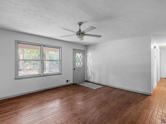 1999 Hampton Locust Grove Road, Locust Grove, GA 30248