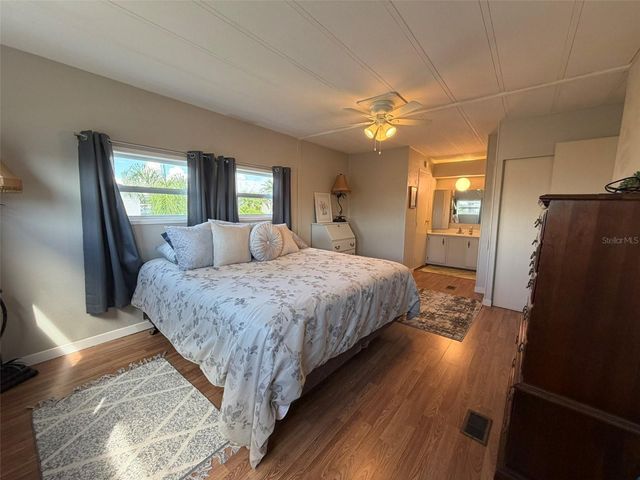 542 TAMPICO DRIVE, North Port, FL 34287