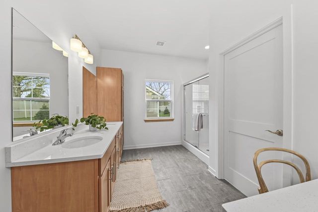 2703 Pond DRIVE, Saint Francis, WI 53235