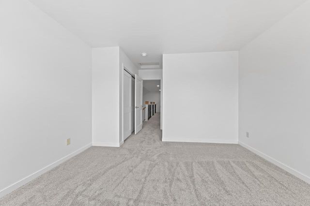 2703 Pond DRIVE, Saint Francis, WI 53235
