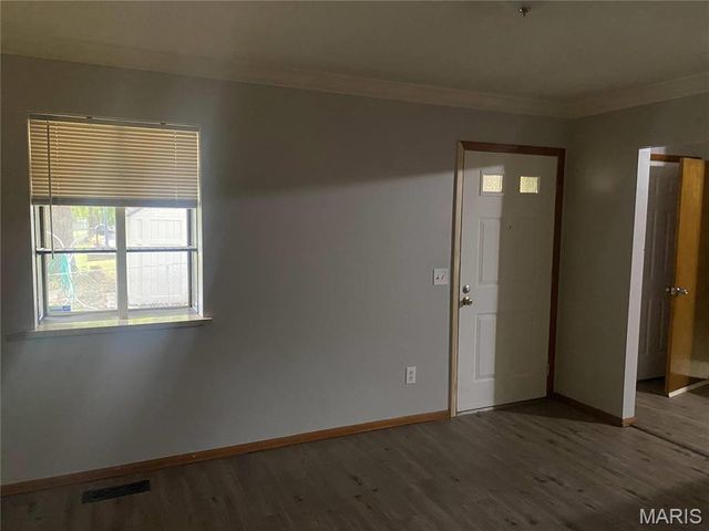 1445 Fairmeadows Lane, St Louis, MO 63138