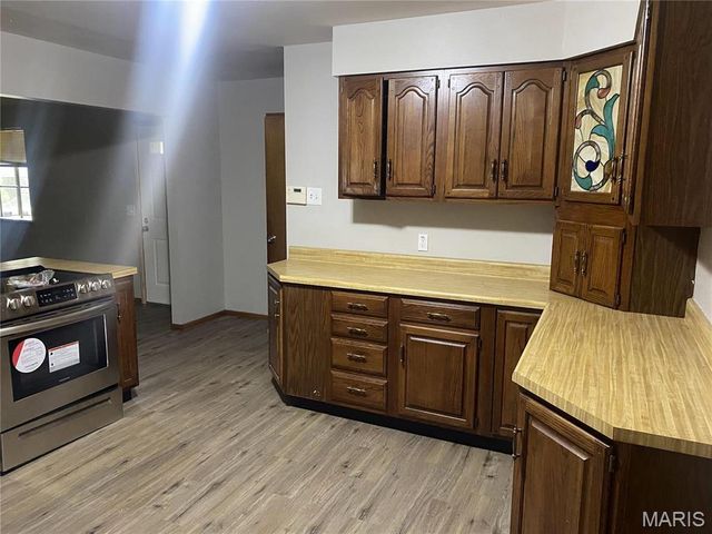 1445 Fairmeadows Lane, St Louis, MO 63138