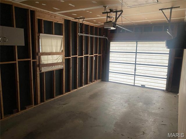 1445 Fairmeadows Lane, St Louis, MO 63138