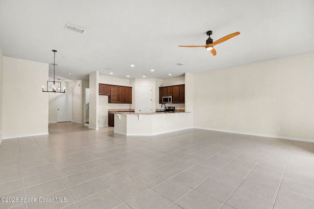 740 Lanai Circle 102, Melbourne, FL 32937