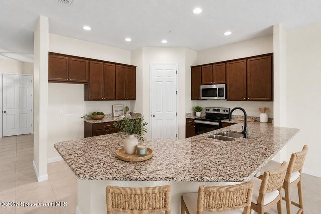740 Lanai Circle 102, Melbourne, FL 32937