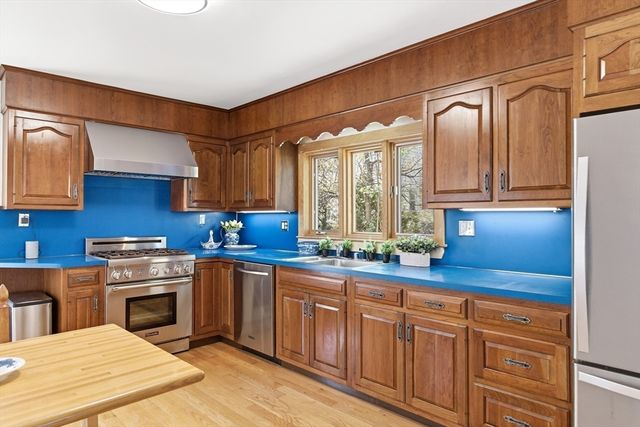 5 Adanac Road, Milton, MA 02186