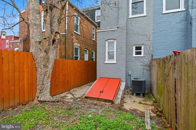 112 CORAL ST, Lancaster, PA 17603