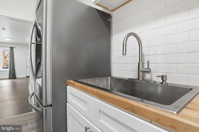 112 CORAL ST, Lancaster, PA 17603